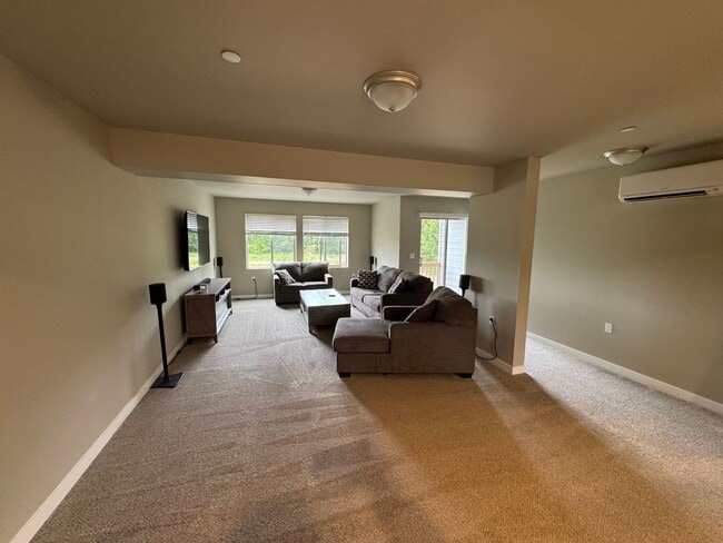 Photo - Modern 3BR / 2.5BA Townhome in Port Orchar...