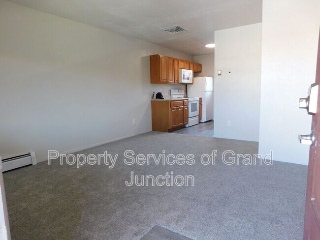1302 Glenwood Ave Unit 202