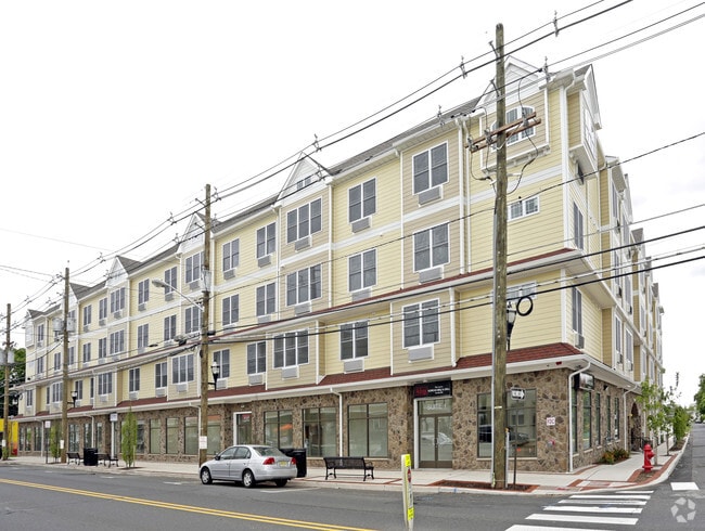 Photo - 510 Hamilton