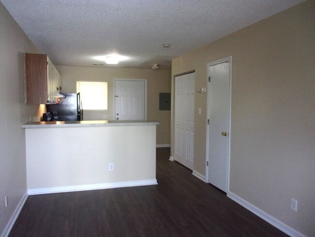 Photo - 1 Bedroom 1 Bath Townhome Minutes to I-77