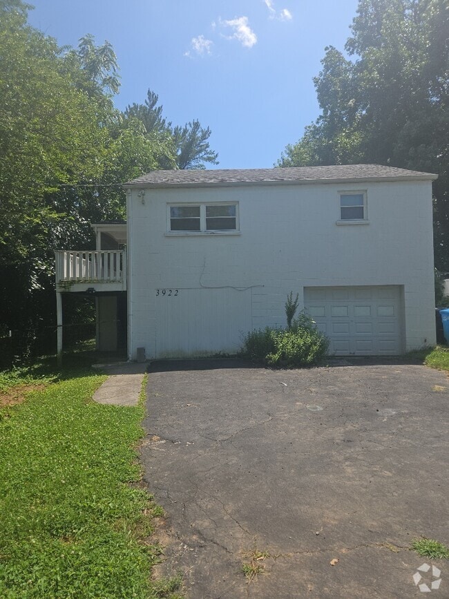 Building Photo - 3922 Tennessee Ave NW Rental
