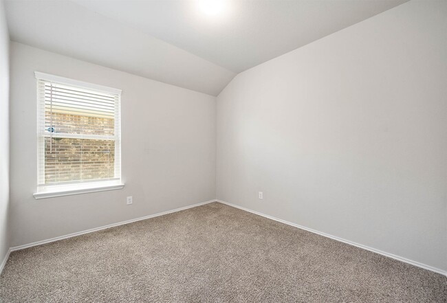 Building Photo - 22810 Panaro River Dr