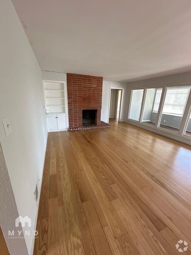 Building Photo - 4626 Geranium Pl Rental