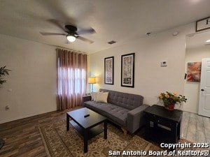 Photo - 522 Overhill Dr