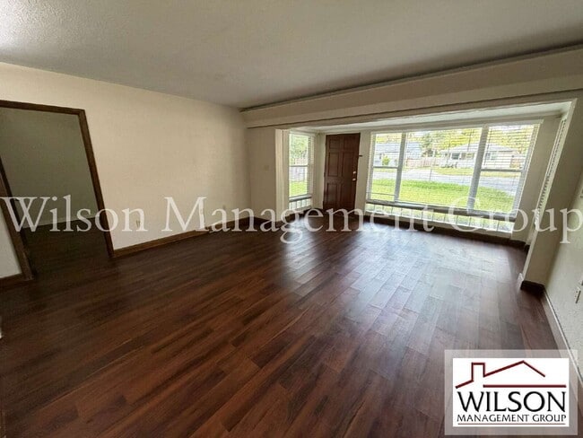 Photo - 3215 N Orange Ave