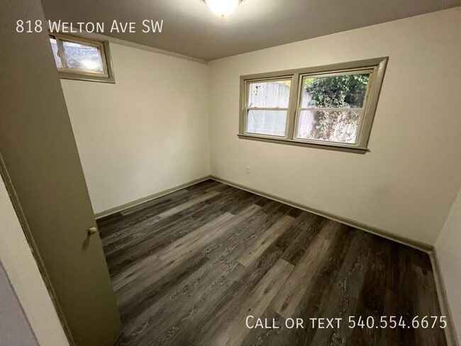 Photo - 818 Welton Ave SW