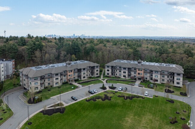 Exterior - Sterling Hill Stoneham