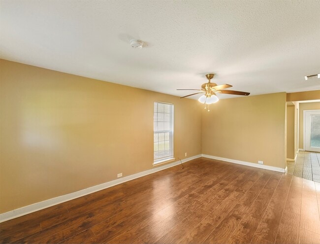 Photo - 1029 Sycamore St
