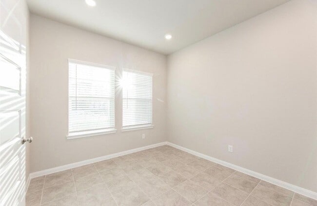 Photo - 1315 Gorman Ln