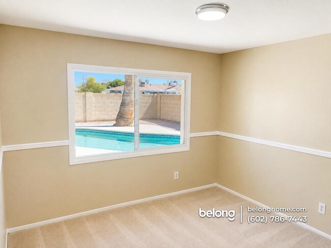 Photo - 1613 E Watson Dr