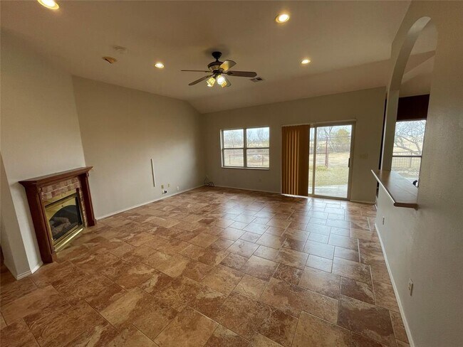 Photo - 10106 Schmidt Ln