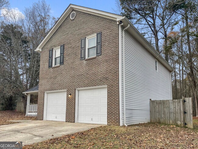 Photo - 3006 Ashland Ct SW