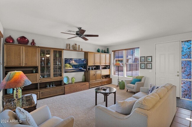 Photo - 13620 W Cypress St