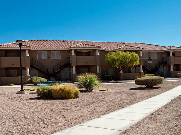 Comunidad - Lake Tonopah Apartments