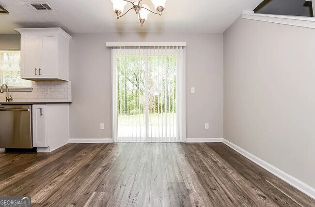 Photo - 4247 Chestnut Lake Ave Casa