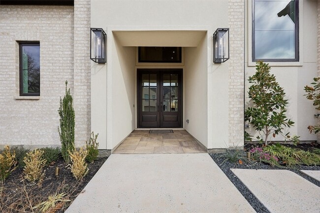 Photo - 3845 Van Ness Ln