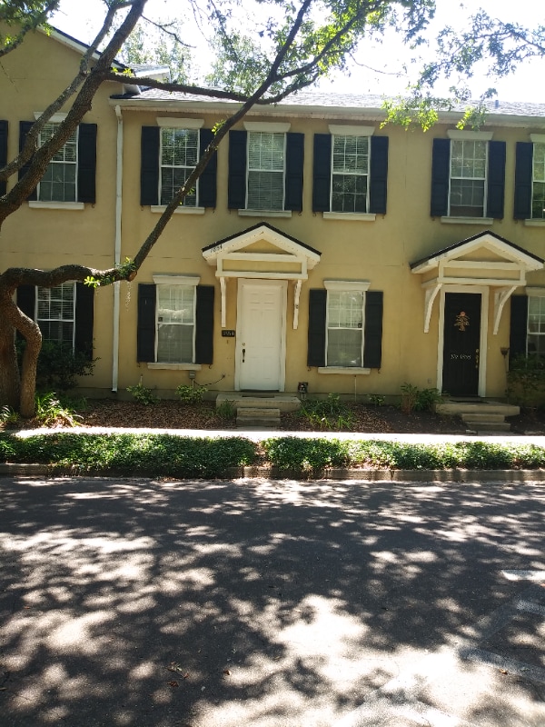 Photo - 1854 Carnation St