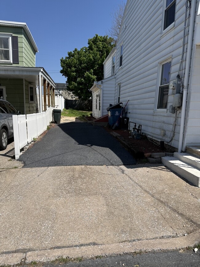 Photo - 116E E 2nd St