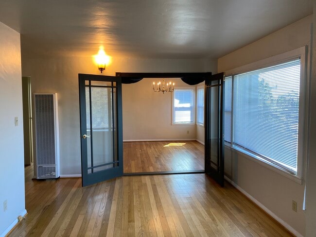 Photo - 293 Mather St Unidad A