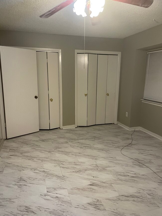 Dormitorio 1 - 5589 Gates Cv Unidad 5589