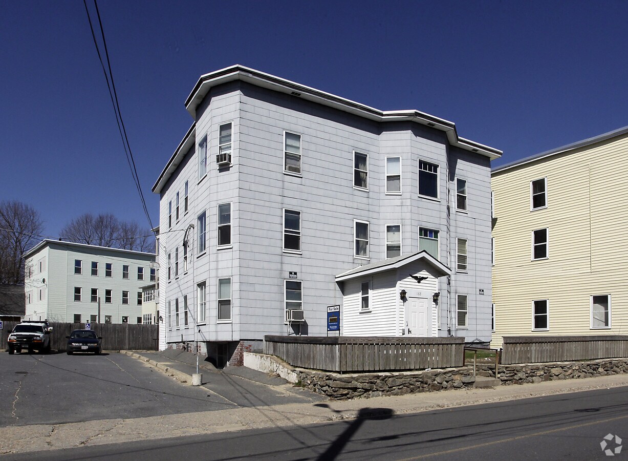 Photo - 167 Pleasant St Apartments