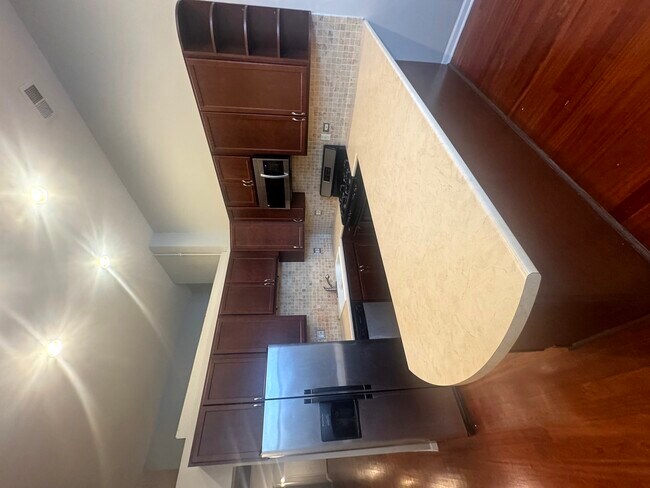 Photo - 521 N Racine Ave Unit 1