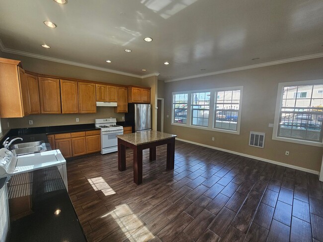Photo - 1walin* Apartment Unit 2036