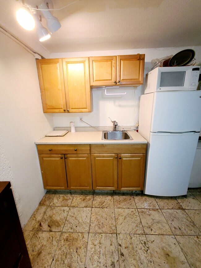 Photo - 300 Burns St