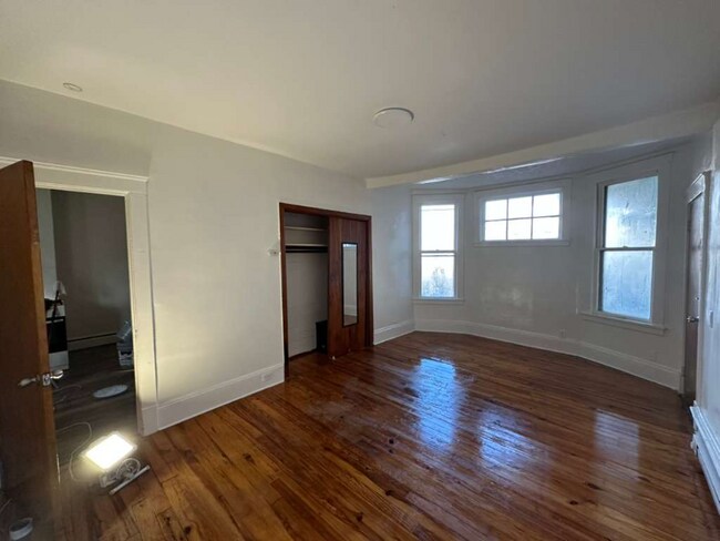 Photo - 1288 W 83rd St Unidad 2