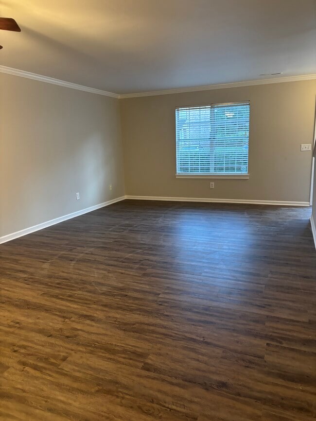 Building Photo - 2040 Rondo St Unit E Rental