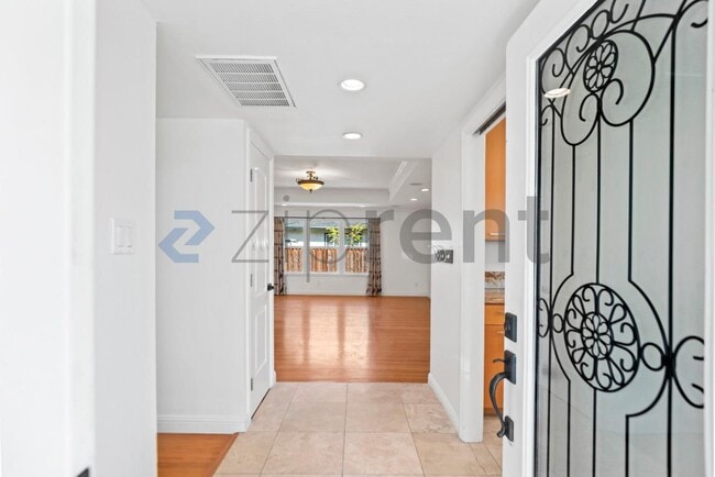 Photo - 3207 Forbes Ave