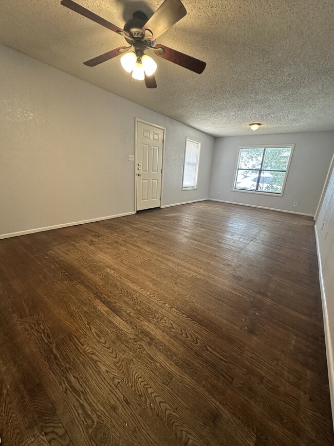 Photo - Pre-Leasing for Summer/Fall 2026 - Close to Texas Tech University and Downtown