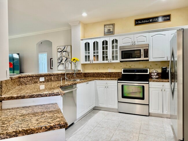 Photo - 8082 Aberdeen Dr Unidad 102 Rental