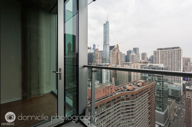 Photo - 1 br, 1 bath Condo - 600 N Fairbanks Ct Un... Unidad 3306