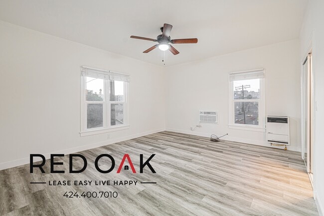 Building Photo - 1056 Normandie Ave Unit 311 Rental