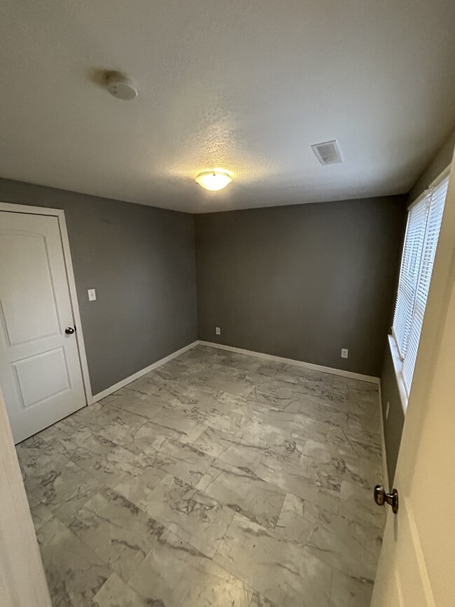 Photo - 3210 York St