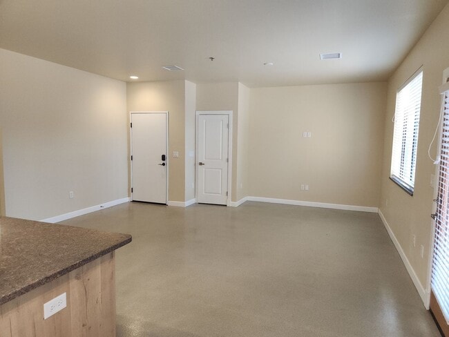 Photo - NEW Bison Cove E4 End Unit Now Available Unit E4