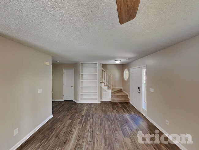 Photo - 1705 Glenn Meade Dr