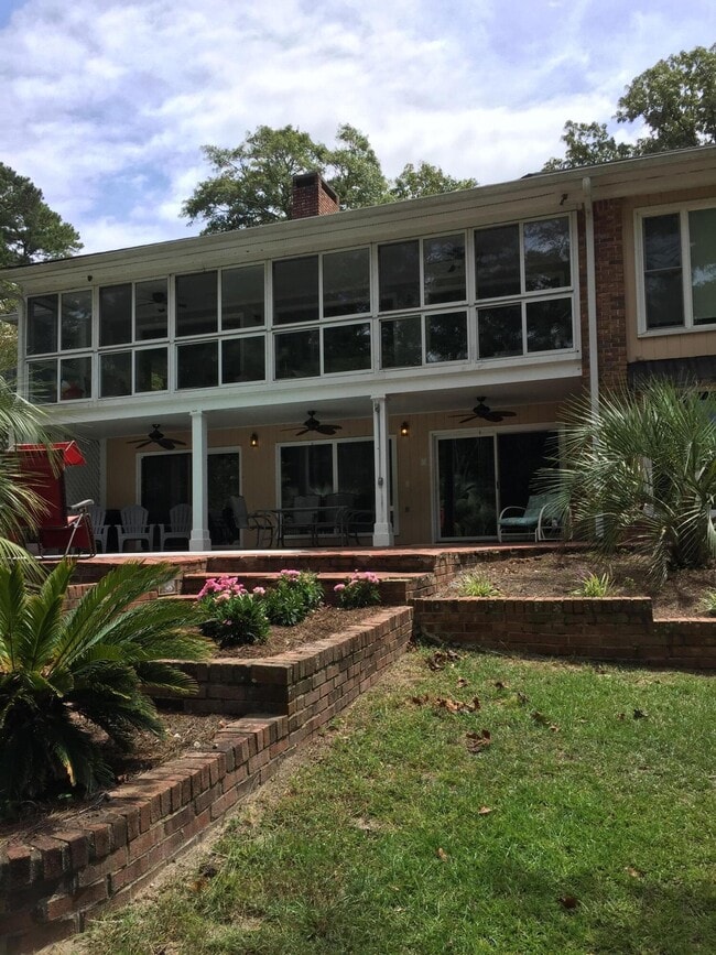 Photo - 304 Broad River Dr