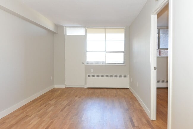 230 Oak St Unit 309