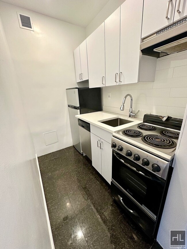 Photo - WEST 73 STREET Unit 12C