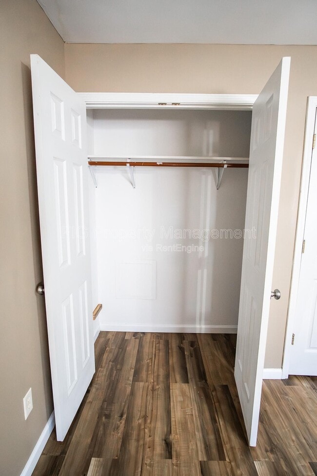 Photo - 940 Chadwick Dr Unit 1