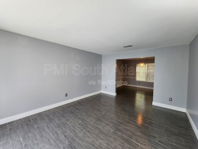 Photo - 2085 Winding Crossing Trail