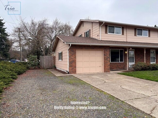 Photo - 1398 Corum Ave