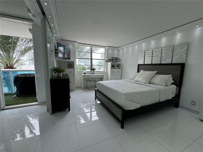 Photo - 6770 Indian Creek Dr Unidad 5S