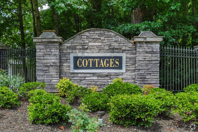 Photo - The Cottages at White Oak
