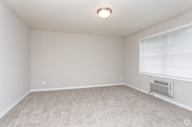 1HAB, 1BA - 740 ft² - 1295 West Apartments