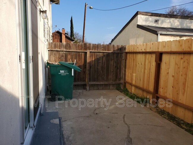 Photo - 8611 Acapulco Way