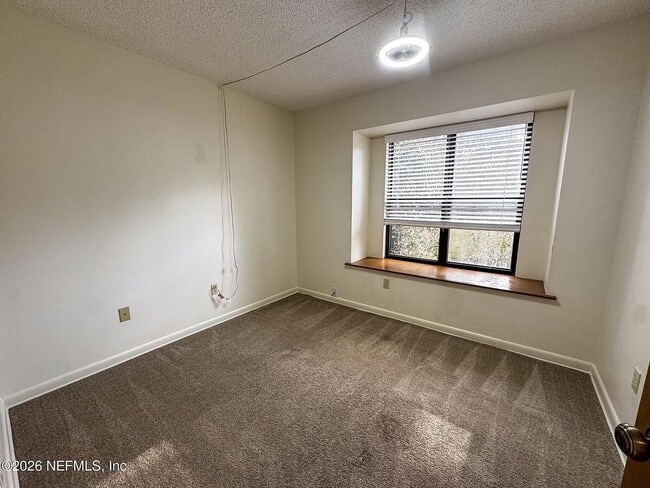 Photo - 233 Swan Lake Dr