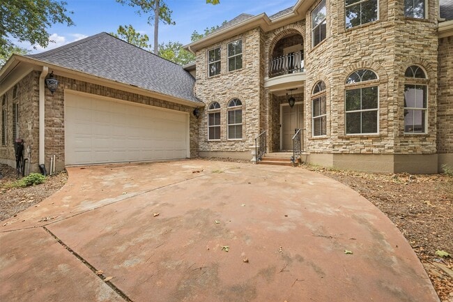 79 Melrose Dr